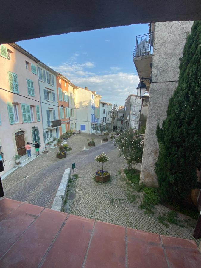 La Reinesse Apartment Flayosc Екстериор снимка